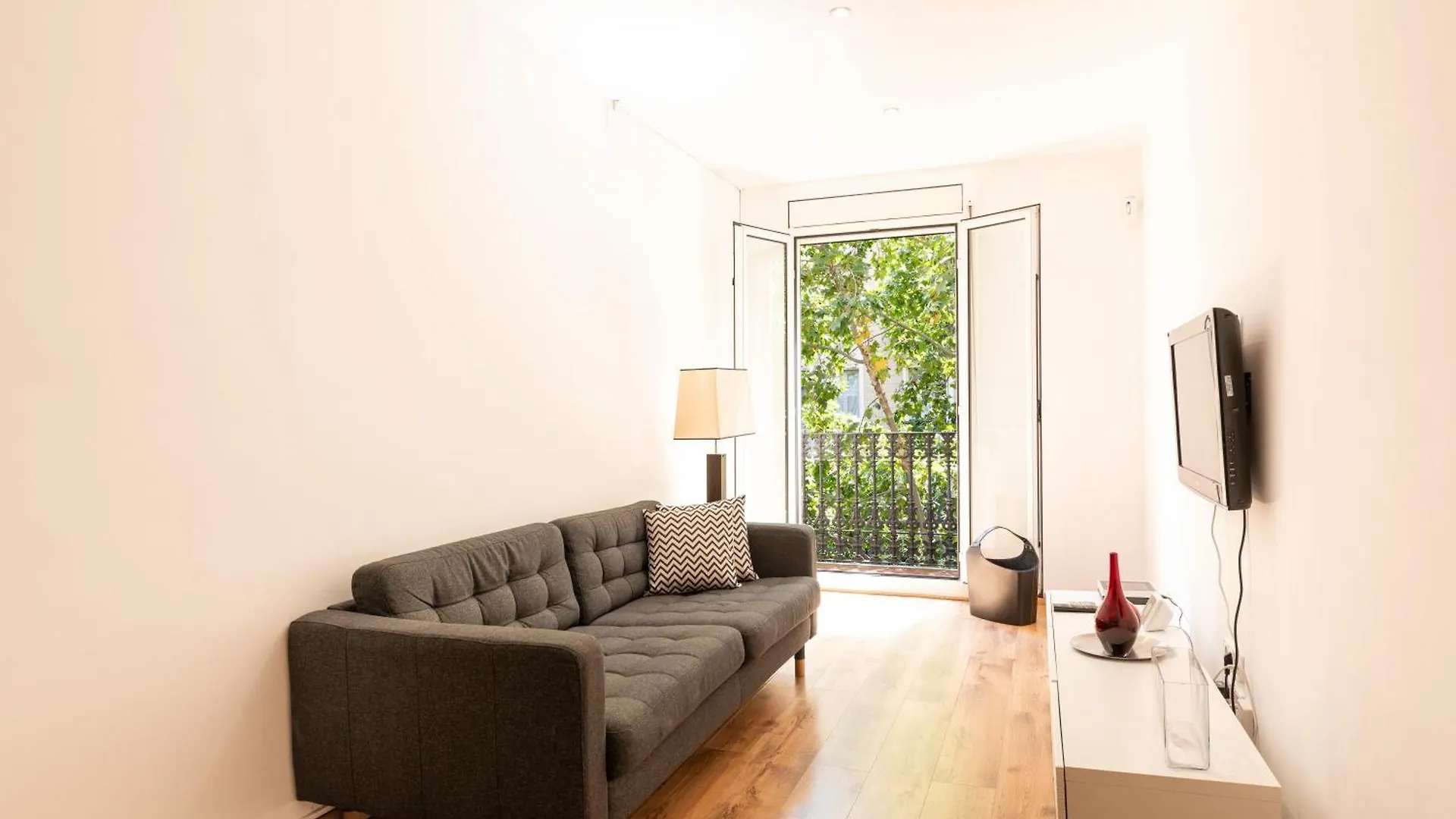 Ab Eixample Miro Park location
